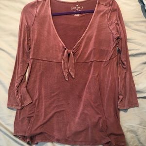 Size medium American eagle pink top!